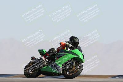 media/Dec-01-2025-Moto Forza (Mon) [[2daa91e15f]]/2-Intermediate Group/Session 2 Turn 9 Entry/